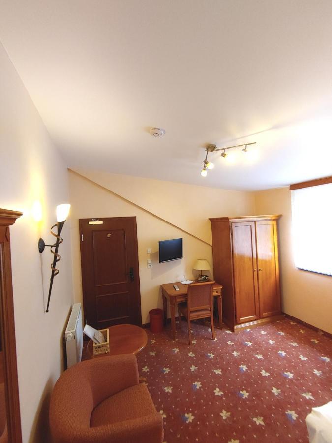 Akzent Hotel Berg'S Alte Bauernschaenke- Wellness Und Wein Rüdesheim am Rhein Extérieur photo