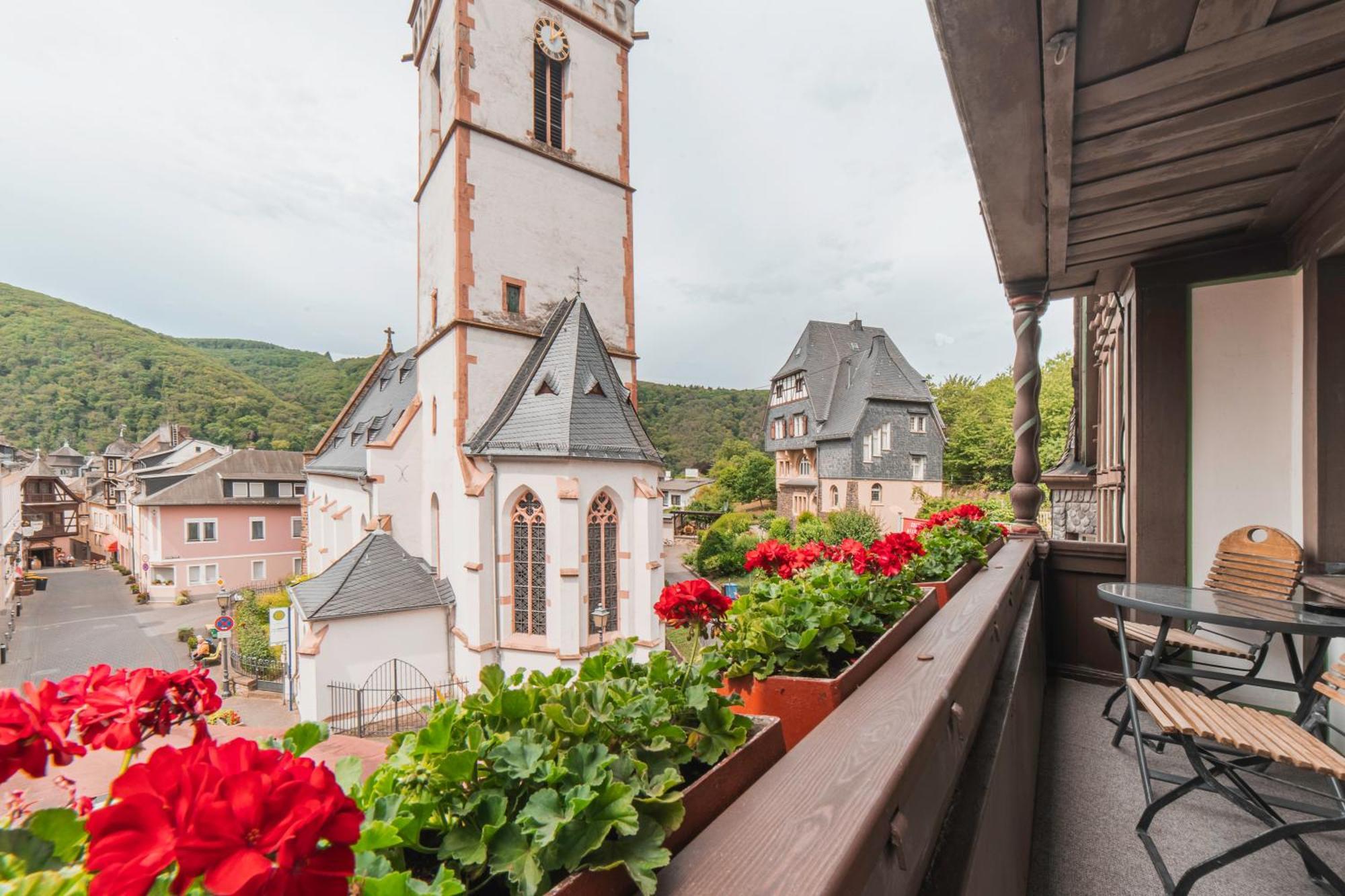 Akzent Hotel Berg'S Alte Bauernschaenke- Wellness Und Wein Rüdesheim am Rhein Extérieur photo