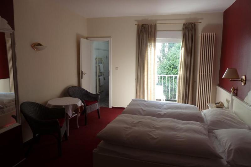 Akzent Hotel Berg'S Alte Bauernschaenke- Wellness Und Wein Rüdesheim am Rhein Extérieur photo